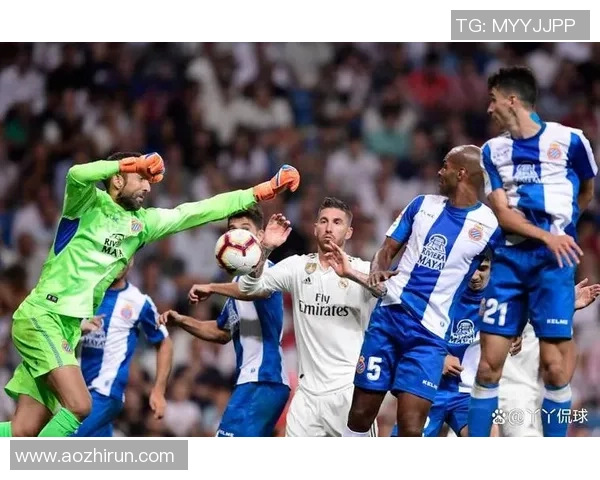 西甲第22轮焦点战皇家马德里迎战巴塞罗那争夺榜首荣耀 西甲第22轮焦点战皇家马德里迎战巴塞罗那争夺榜首荣耀